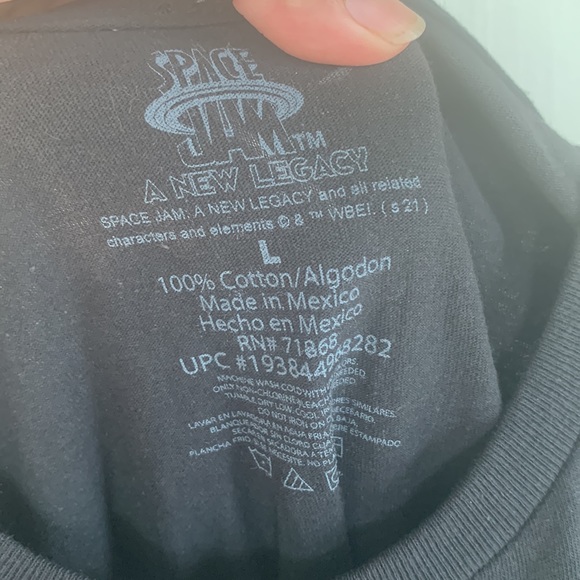 Tune Squad Tees, size L, new with tag - Picture 2 of 3